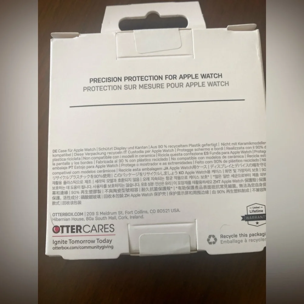New in Box OtterBox Apple Watch Guard 42mm
